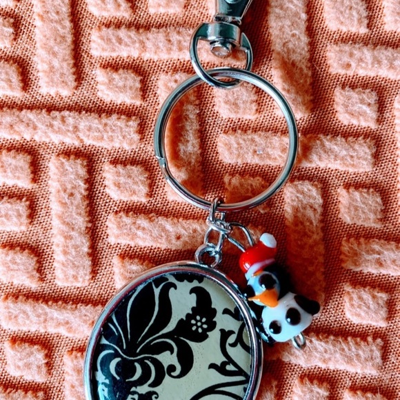 Lampwork beaded Santa penguin with pendant keychain purse or backpack charm - Picture 4 of 4